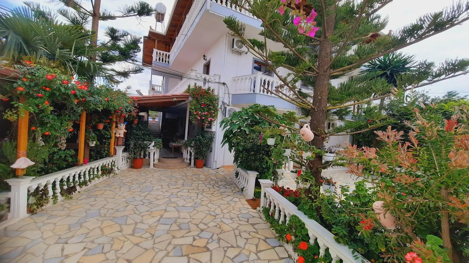 Garden Villa Veli Ksamil Albánia