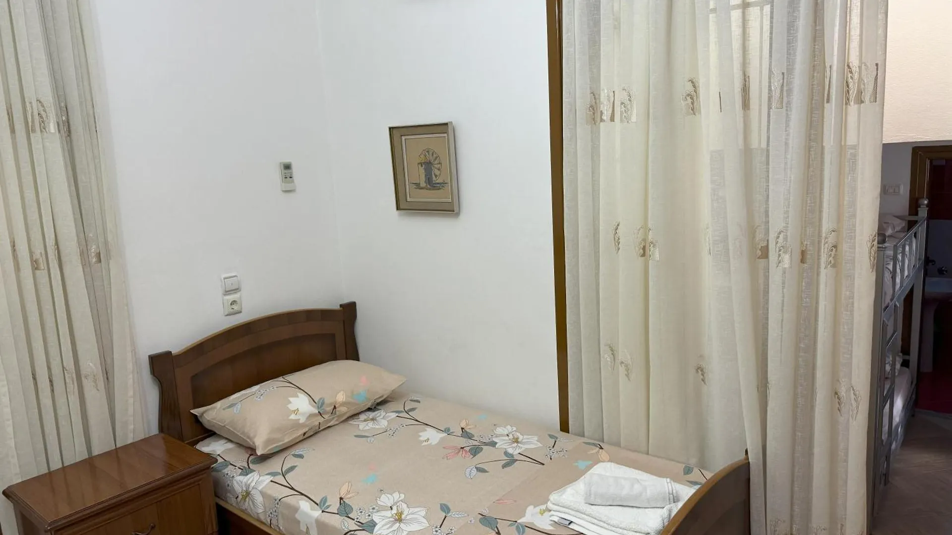 Garden Villa Veli Ksamil 0*,  Albánia
