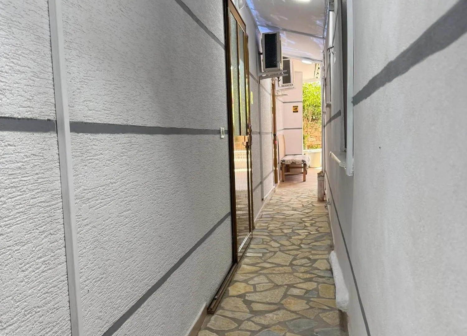 Apartment Garden Villa Veli Ksamil